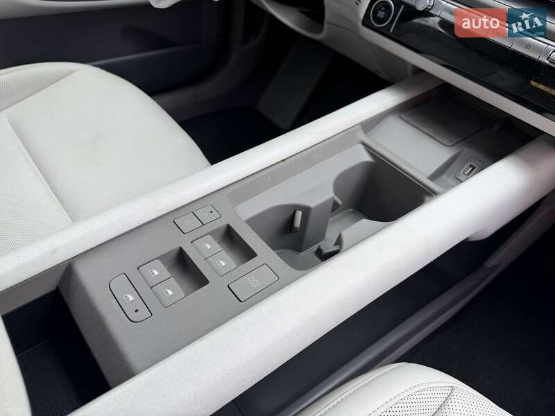 Фастбэк Hyundai Ioniq 6 2023 в Львове фото 28 Фастбэк Hyundai Ioniq 6 2023 в Львове