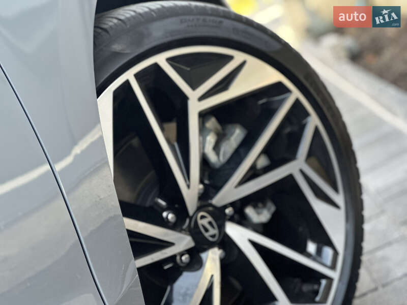 Фастбэк Hyundai Ioniq 6 2023 в Стрые