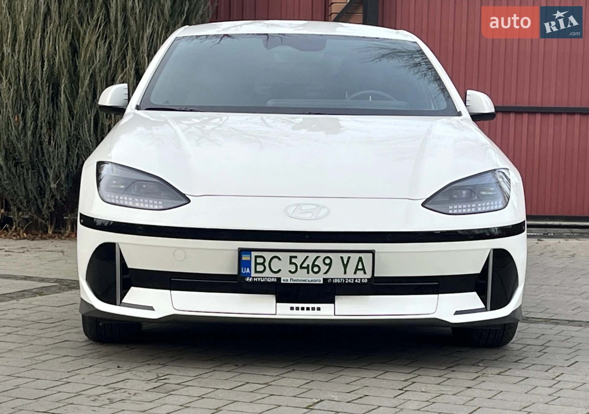 Hyundai Ioniq 6 2023 VIN KMHM541CPPA028375 фото оголошення 13 з 19