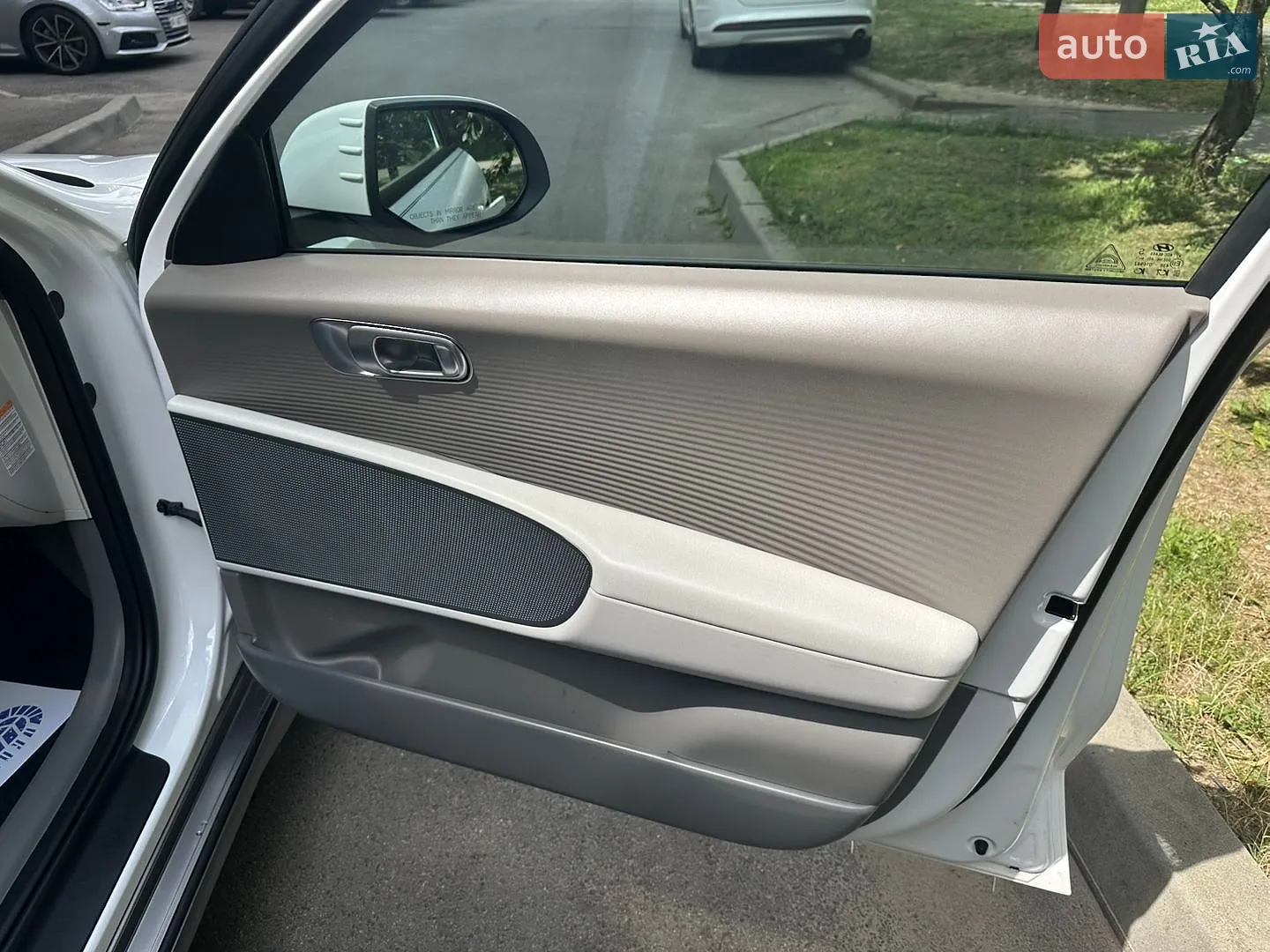 2023 Hyundai IONIQ - мініатюра 30