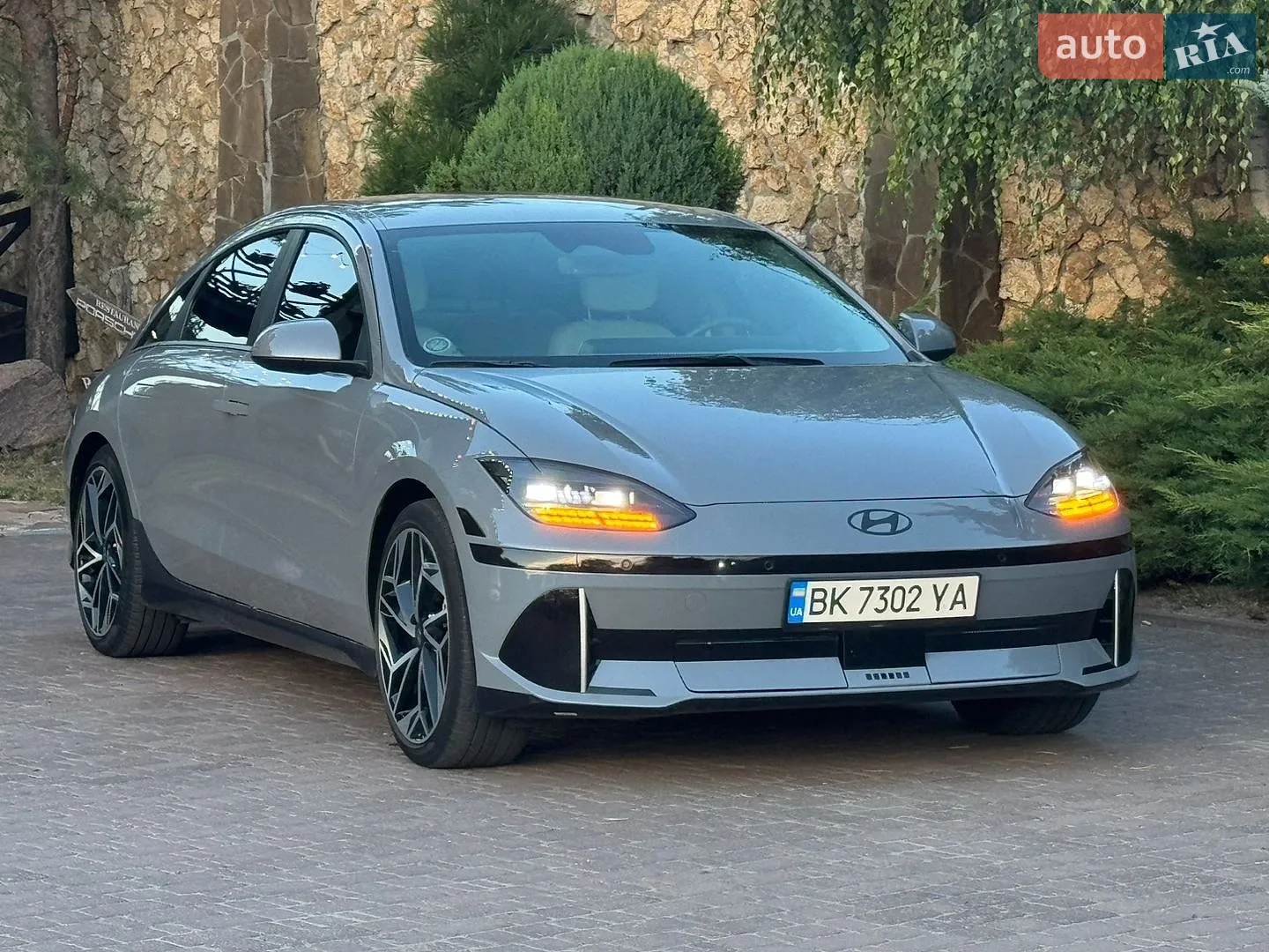 2023 Hyundai IONIQ - фото 1
