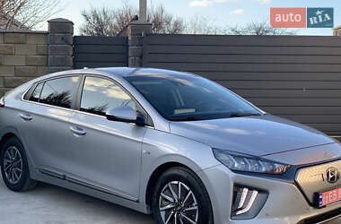 Ліфтбек Hyundai Ioniq Electric 2019 в Прилуках