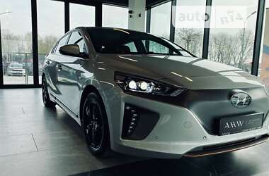 Ліфтбек Hyundai Ioniq Electric 2018 в Львові