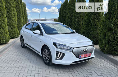 Лифтбек Hyundai Ioniq Electric 2020 в Львове