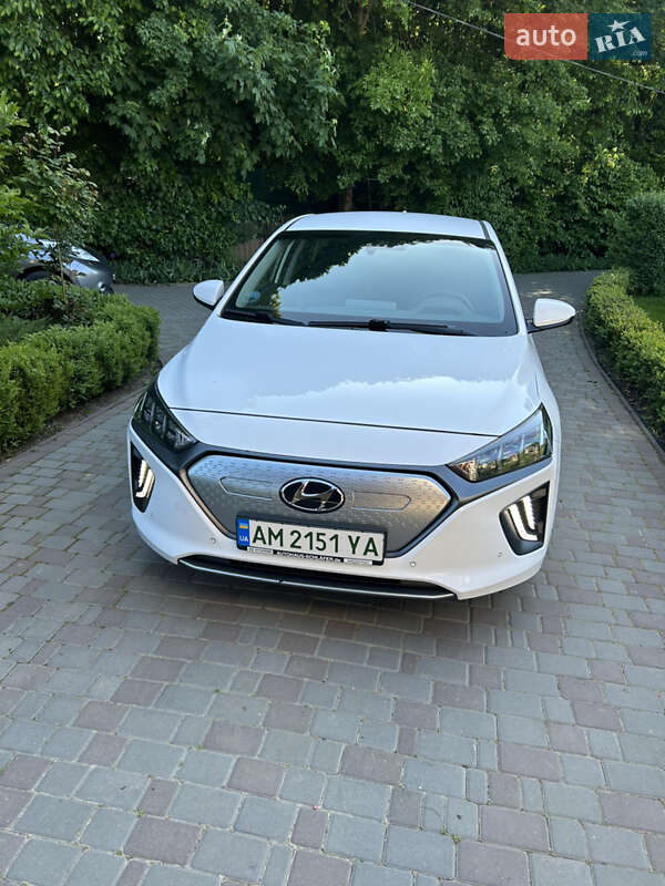 Лифтбек Hyundai Ioniq Electric 2020 в Виннице