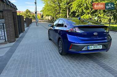 Лифтбек Hyundai Ioniq Electric 2020 в Кропивницком