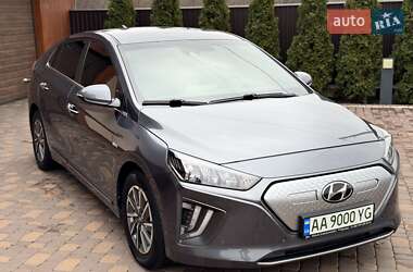 Лифтбек Hyundai Ioniq Electric 2019 в Черновцах