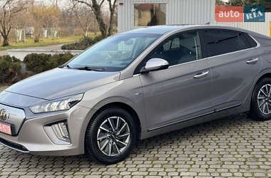 Ліфтбек Hyundai Ioniq Electric 2020 в Ужгороді