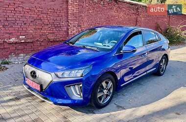 Ліфтбек Hyundai Ioniq Electric 2020 в Ірпені