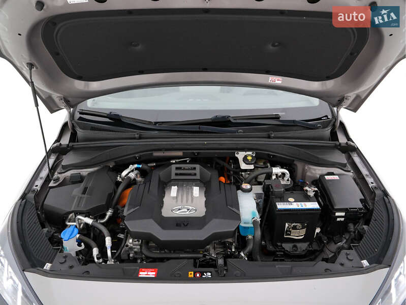 Лифтбек Hyundai Ioniq Electric 2019 в Виноградове фото 6 Лифтбек Hyundai Ioniq Electric 2019 в Виноградове