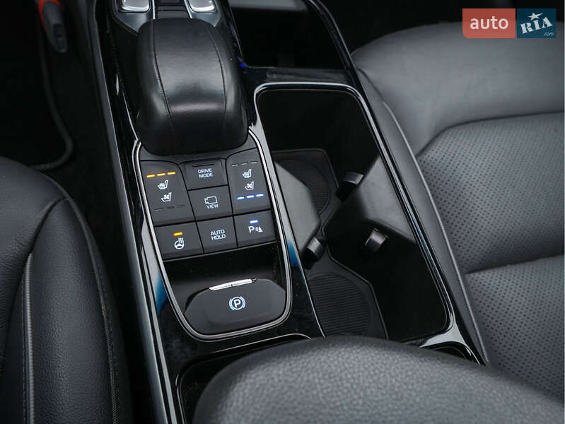 Лифтбек Hyundai Ioniq Electric 2019 в Виноградове фото 24 Лифтбек Hyundai Ioniq Electric 2019 в Виноградове