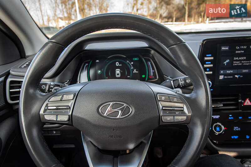 Лифтбек Hyundai Ioniq Electric 2021 в Житомире