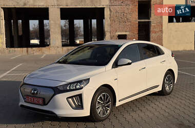 Ліфтбек Hyundai Ioniq Electric 2019 в Тернополі