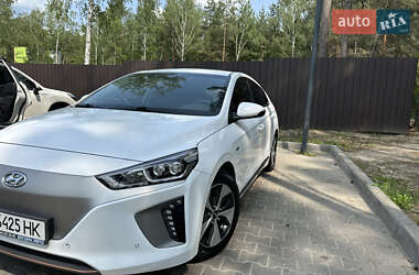 Лифтбек Hyundai Ioniq Electric 2018 в 
