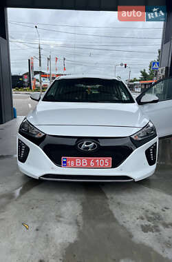 Ліфтбек Hyundai Ioniq Electric 2018 в Житомирі