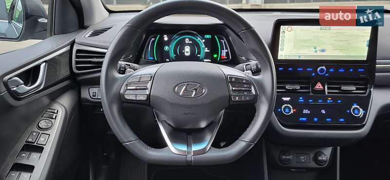 Лифтбек Hyundai Ioniq Electric 2019 в Киеве