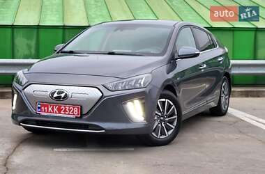 Лифтбек Hyundai Ioniq Electric 2019 в Киеве