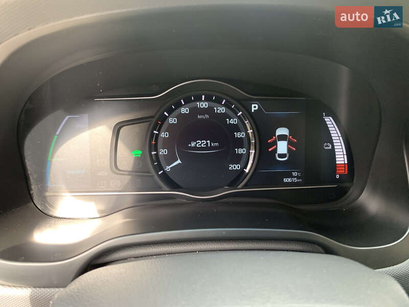 Лифтбек Hyundai Ioniq Electric 2018 в Нововолынске