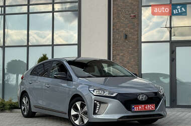 Ліфтбек Hyundai Ioniq Electric 2018 в Тернополі