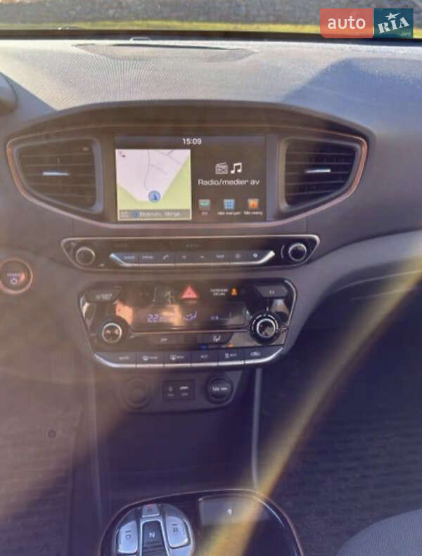 Лифтбек Hyundai Ioniq Electric 2017 в Владимире