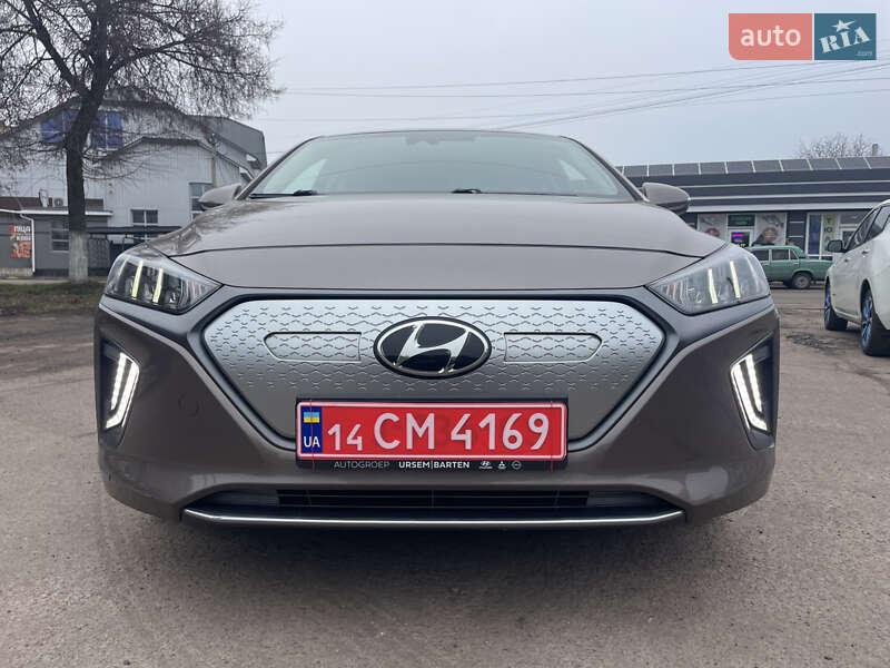 Лифтбек Hyundai Ioniq Electric 2021 в Бахмаче