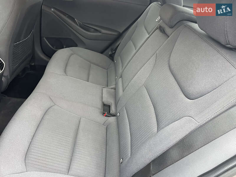 Лифтбек Hyundai Ioniq Electric 2021 в Бахмаче
