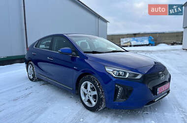 Лифтбек Hyundai Ioniq Electric 2019 в Виннице