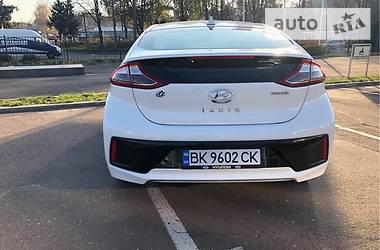 Лифтбек Hyundai Ioniq 2017 в Ровно