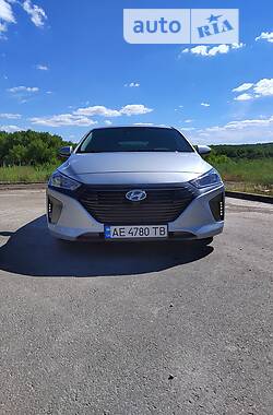 Лифтбек Hyundai Ioniq 2019 в Днепре