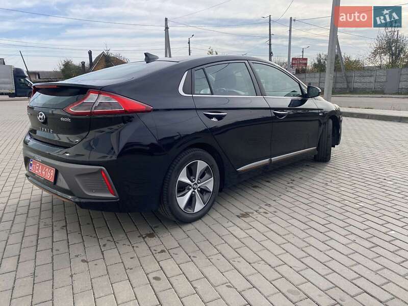 Хэтчбек Hyundai Ioniq 2017 в Харькове фото 3 Хэтчбек Hyundai Ioniq 2017 в Харькове