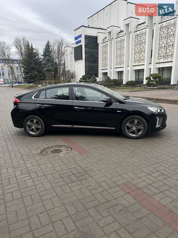 Хетчбек Hyundai Ioniq 2017 в Тернополі