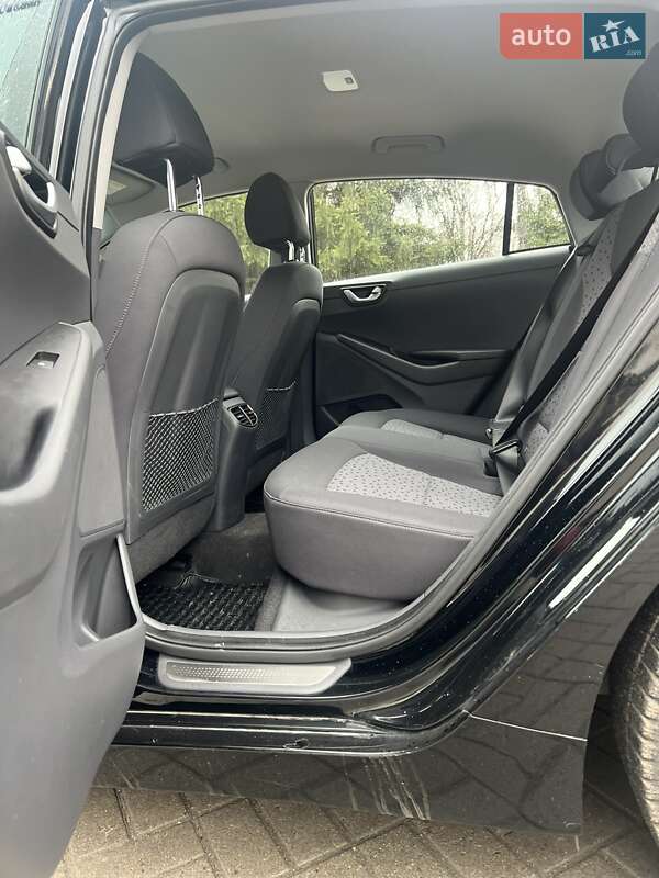 Хетчбек Hyundai Ioniq 2017 в Тернополі