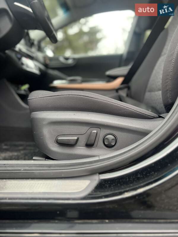 Хетчбек Hyundai Ioniq 2017 в Тернополі