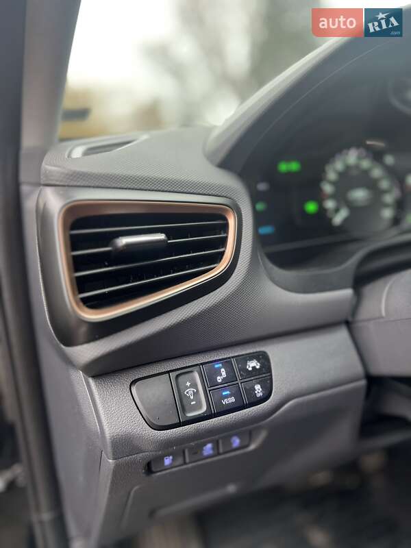 Хетчбек Hyundai Ioniq 2017 в Тернополі