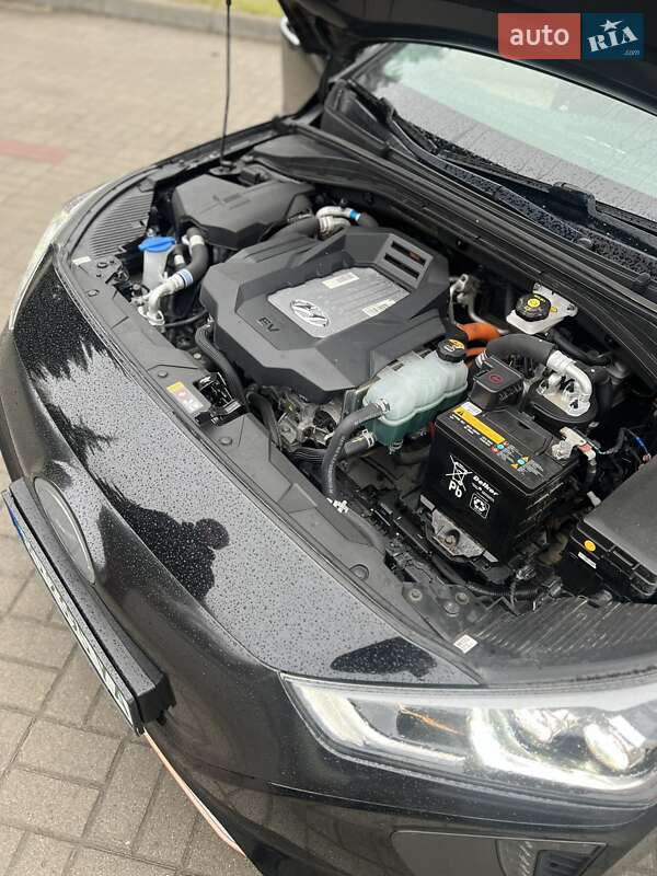 Хетчбек Hyundai Ioniq 2017 в Тернополі