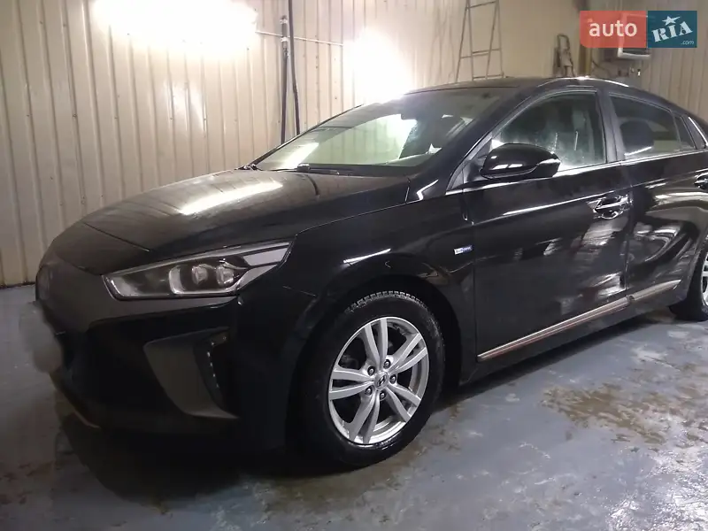 Hyundai Ioniq 2018 VIN KMHC05LH2JU028965 фото оголошення 33 з 68