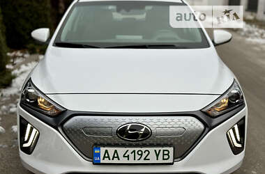 Лифтбек Hyundai Ioniq 2021 в 