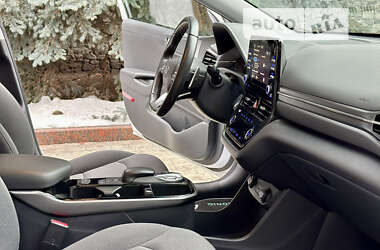 Лифтбек Hyundai Ioniq 2021 в 