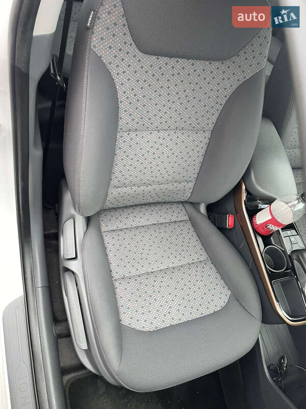 Хетчбек Hyundai Ioniq 2017 в Одесі