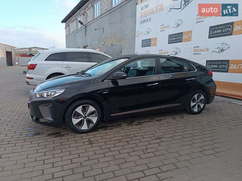 Хетчбек Hyundai Ioniq 2018 в Києві