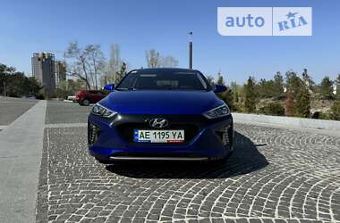 Хетчбек Hyundai Ioniq 2019 в Дніпрі