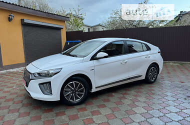 Лифтбек Hyundai Ioniq 2020 в Ровно