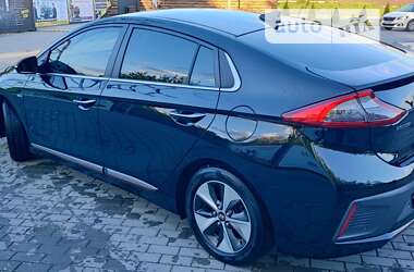 Хэтчбек Hyundai Ioniq 2017 в Каменец-Подольском