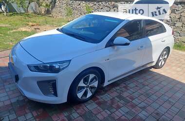 Хэтчбек Hyundai Ioniq 2017 в Ужгороде