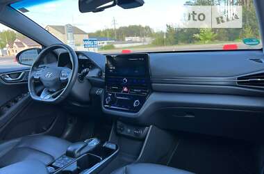 Лифтбек Hyundai Ioniq 2019 в Ковеле