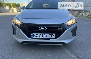 Хэтчбек Hyundai Ioniq 2017 в Тернополе