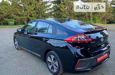 Хэтчбек Hyundai Ioniq 2018 в Дубно