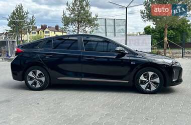 Хэтчбек Hyundai Ioniq 2017 в Ровно