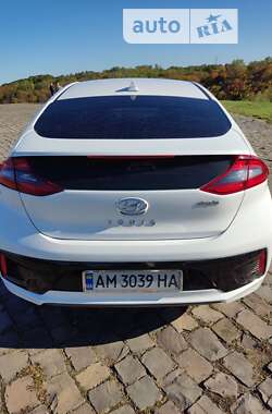 Хэтчбек Hyundai Ioniq 2018 в Житомире