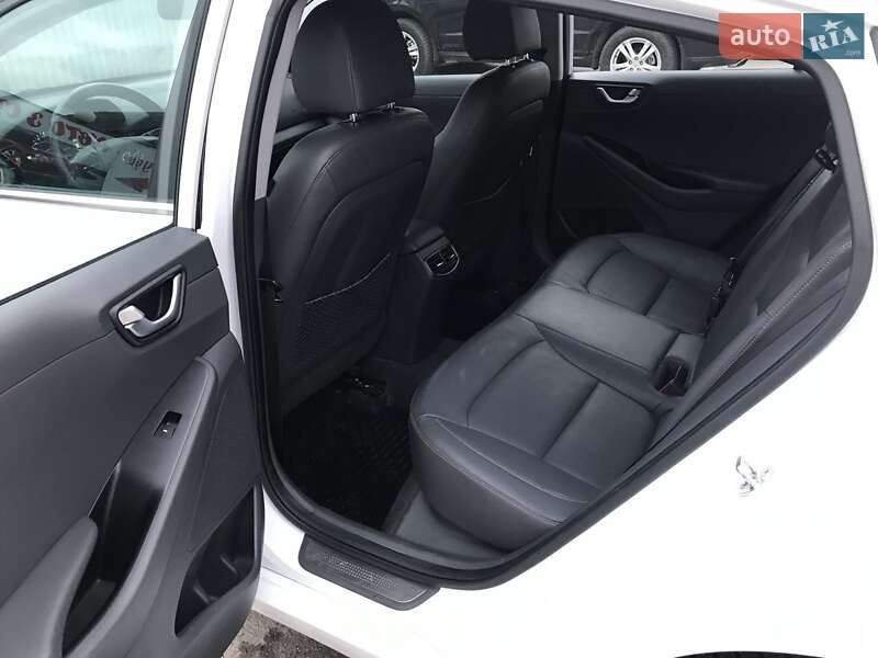 Хетчбек Hyundai Ioniq 2018 в Житомирі